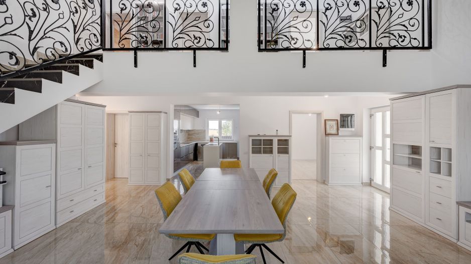 Casa cu Mesteceni!  Complex Lalelelor Domnești - Poză 12