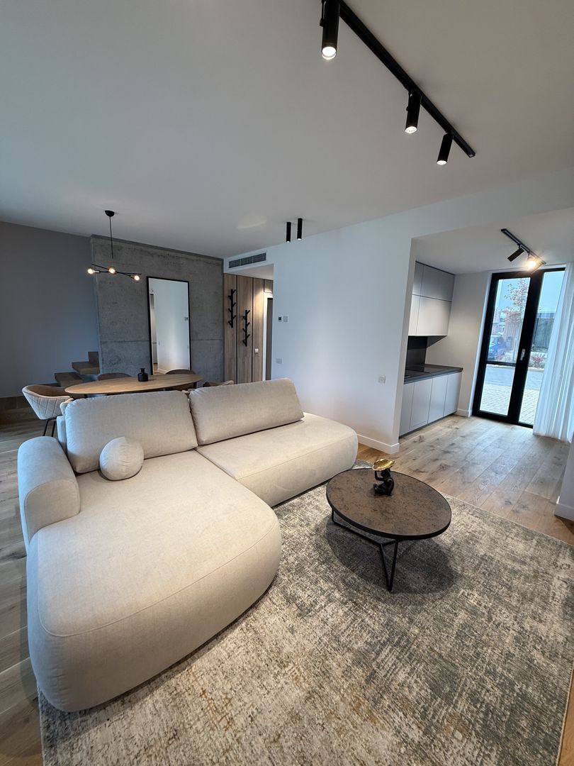 Vila tip UV03 mobilata complet in Amber Forest-prima inchiririere - Poză 10