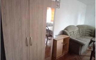 Apartament cu centrala proprie cu 2 camere in zona Soarelui - Poză 2