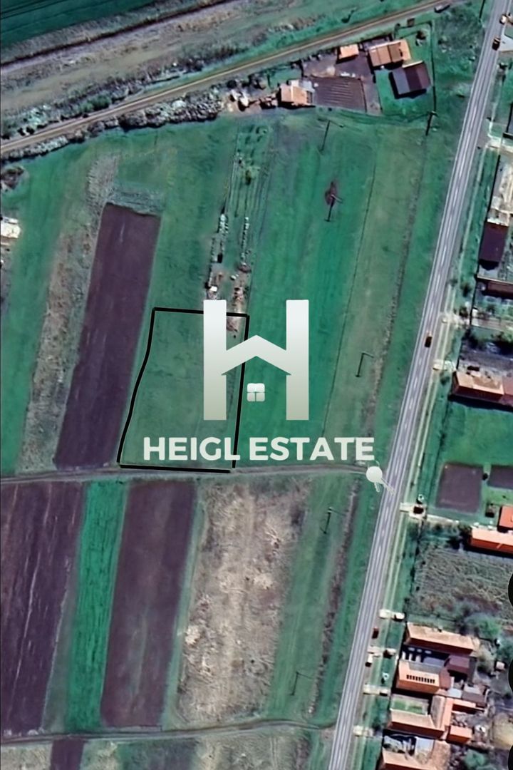 Teren intravilan Pischia - Poză 1