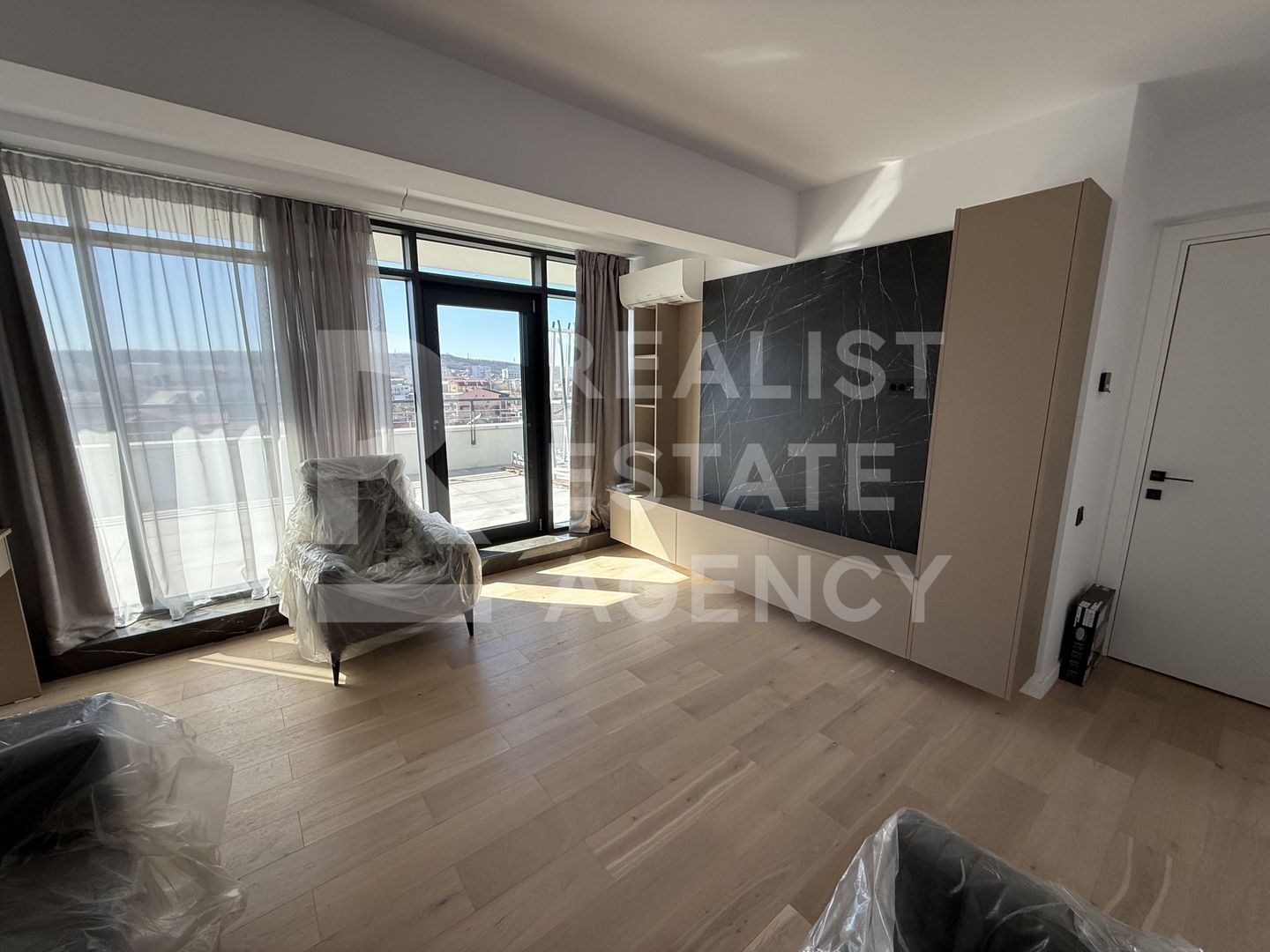 Închiriere apartament de tip penthouse - Sfântul Andrei, Iași - Poză 3
