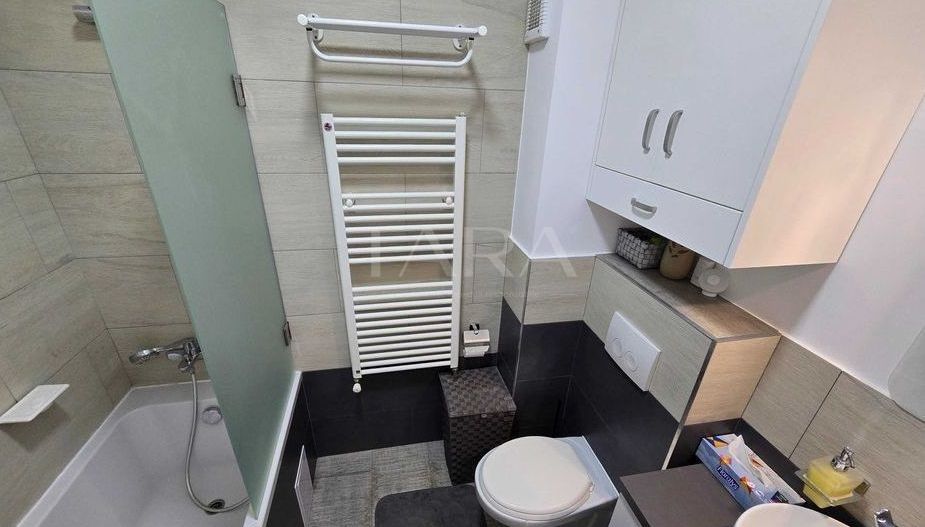 Panoramă superbă și liniște la doar 3 minute de Mănăștur . - Poză 5