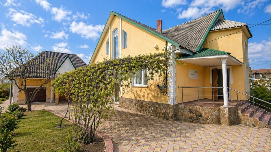 Casă 157,4 m² cu teren 15,3 ari – Holercani - Poză 1