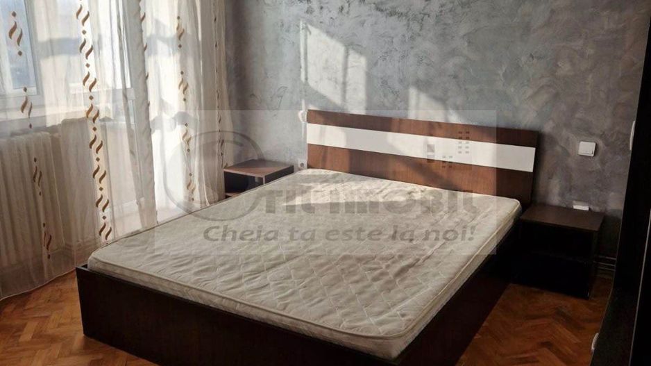 PET-FRIENDLY - Apartament cu 2 camere - Piata Podu Ros - 430€ - Poză 1