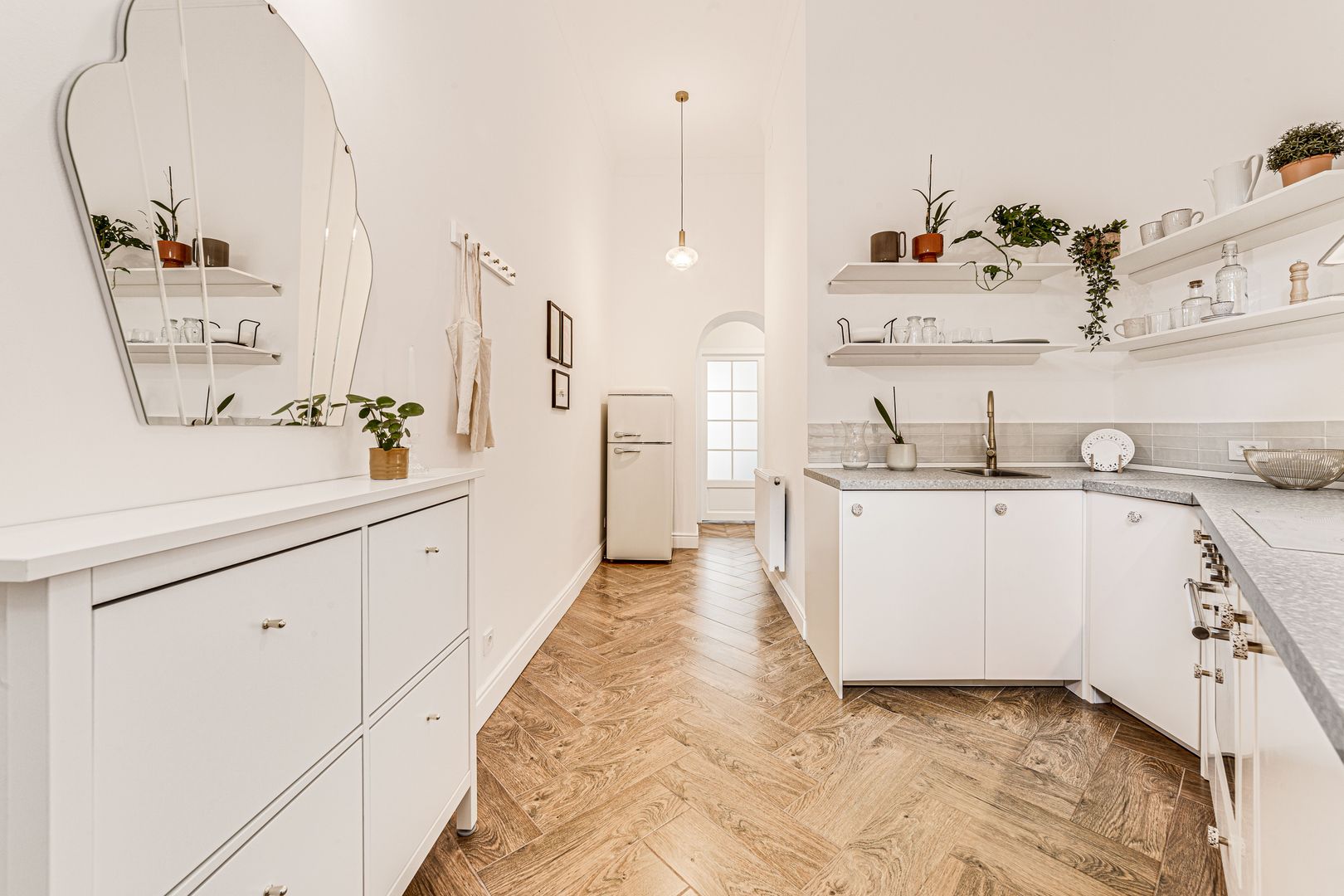 Apartament splendid în zonă centrală - Poză 12