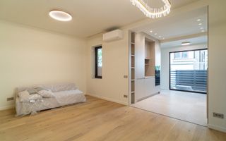 Vila Unica Noua cu 8 camere *300mp* /fotovoltaice si pompa cladura// Dorobanti - Poză 6