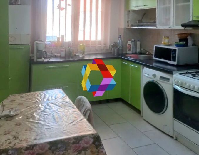 Apartament cu trei camere, zona Astra 70 mp - Poză 1