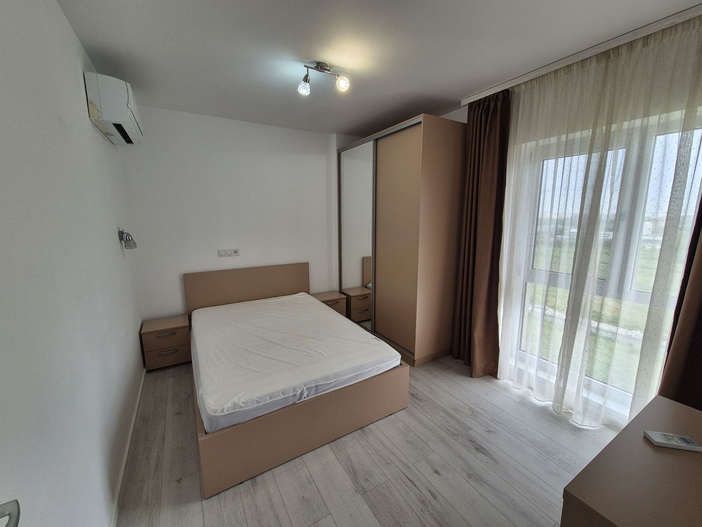 Penthouse 124 mp + 2 locuri de parcare - Belvedere Residence cu vedere la lac - Poză 6