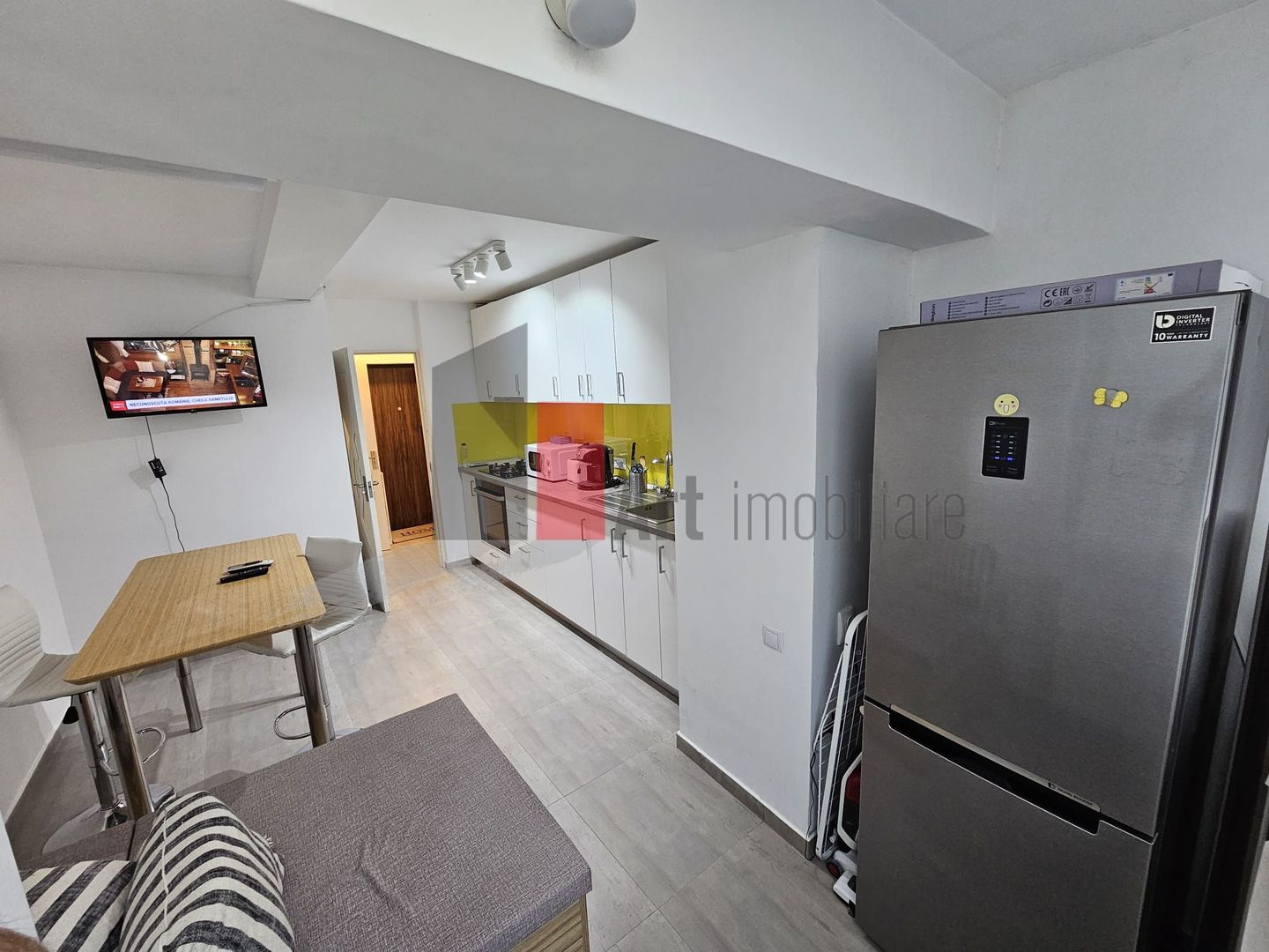 Garsoniera Lux central - Poză 3