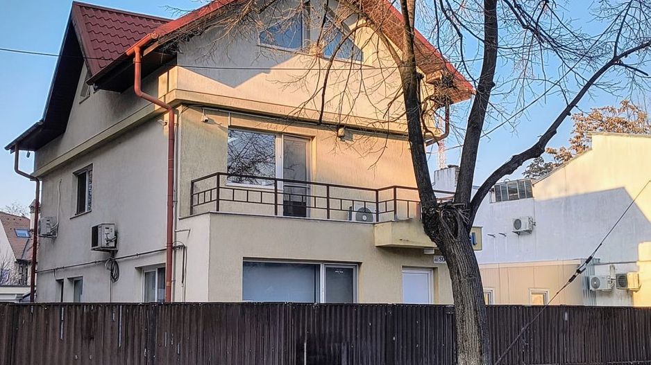 Spatiu birou/depozitare Ion Mihalache- Chibrit-Expozitiei - Poză 1