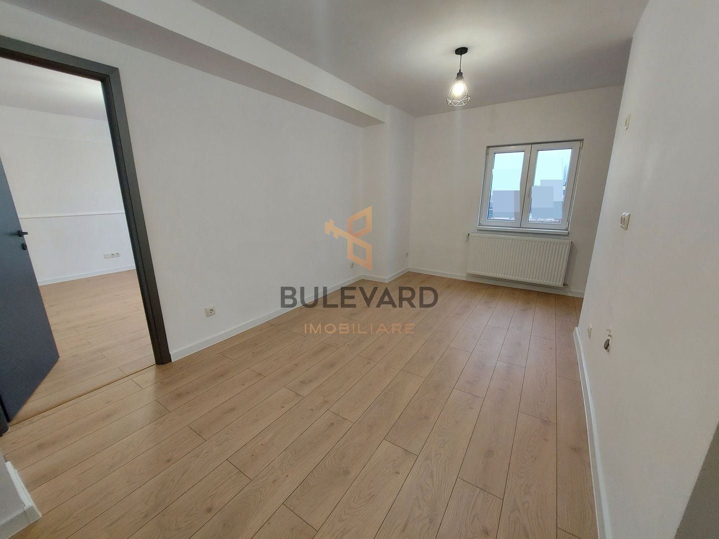 Apartament cu 3 camere finisat modern! - Poză 1
