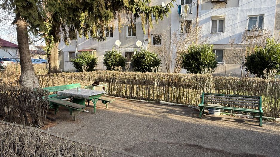 Ap 2 camere renovat - mobilat și utilat complet - Poză 20