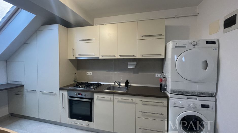 Apartament cu 3 camere de închiriat în Zorilor - Poză 3