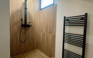 Casă + Garaj Spațios * # * # * - Poză 8