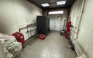 De închiriat service auto cu zona de birouri/sala asteptare - Poză 7