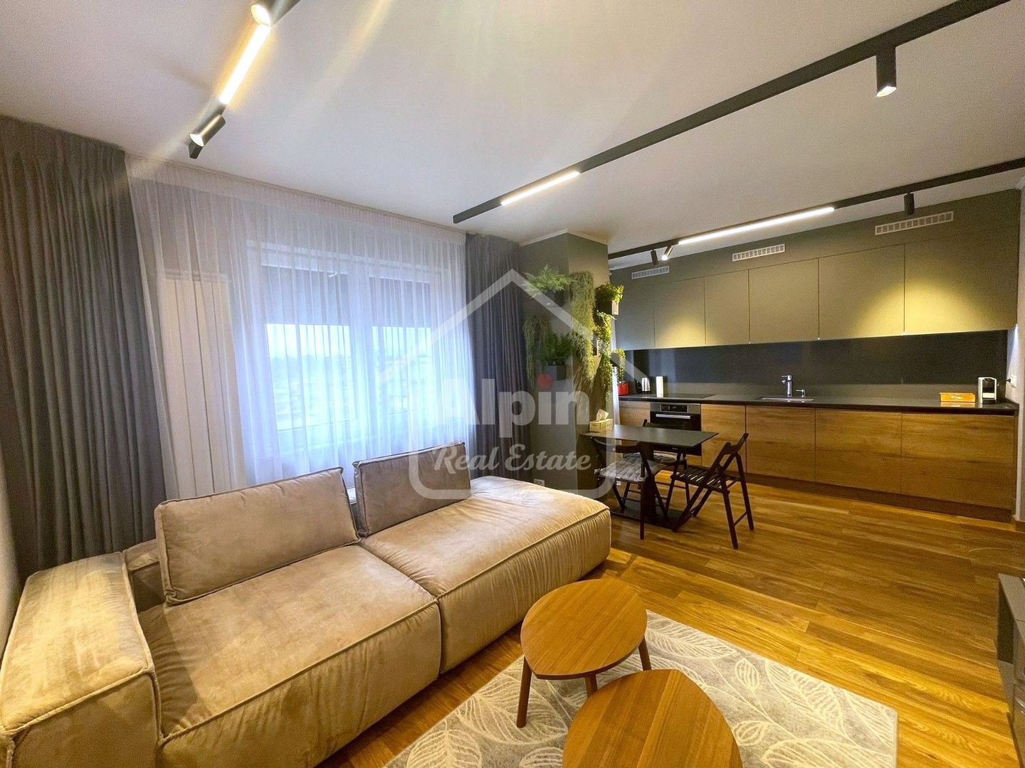 Apartament Finisaje Calitative I Tractorul Coresi - Poză 7