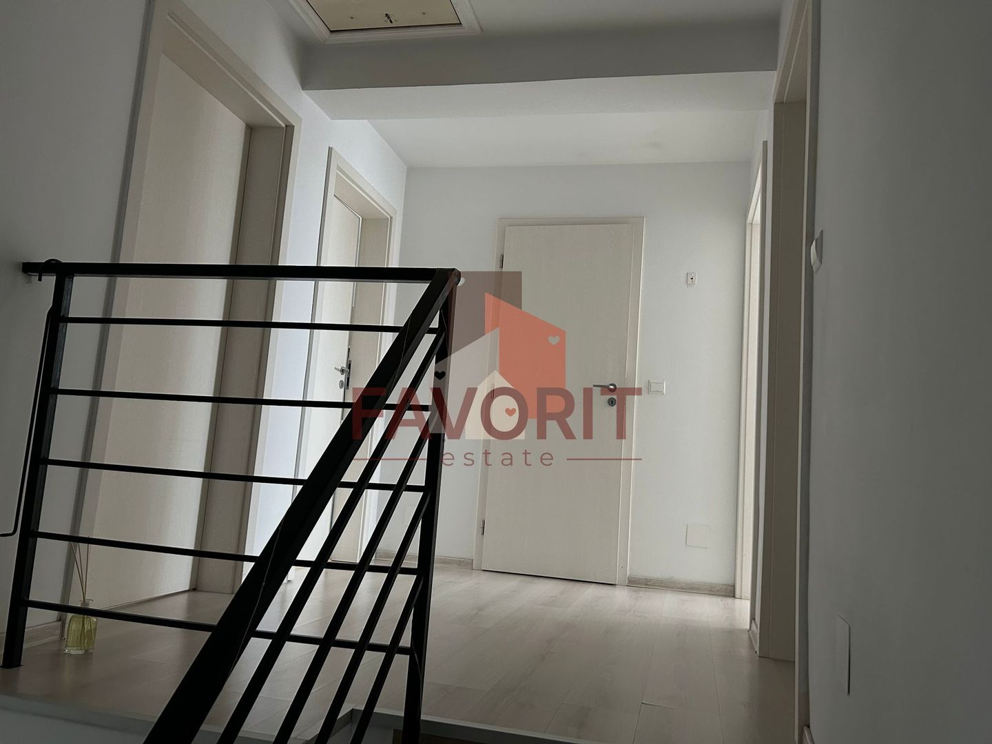 Duplex | Parter + Etaj | Asfalt | Toate utilitatile | Finisaje premium - Poză 12