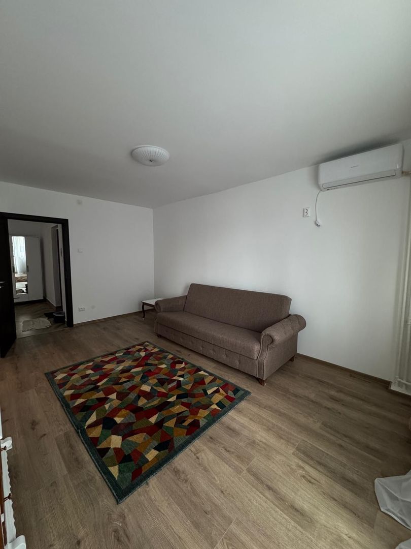 De închiriat apartament 2 camere Piața Sudului - Poză 2
