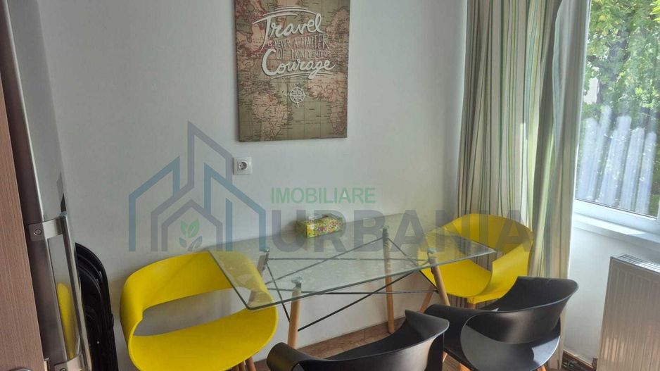 Închiriez apartament cu 3 camere, poziție centrală, aproape de complexul Palas. - Poză 2