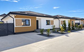 VILĂ INDIVIDUALĂ PE PARTER – 4 CAMERE, POMPĂ DE CĂLDURĂ, CURTE 160 MP - Poză 1