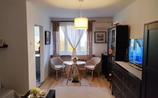 De vanzare garsonieră in Titan,Liviu Rebreanu - Poză 1