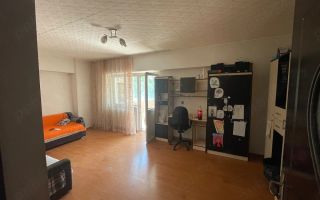 Apartament 3 Camere Decomandat Esplanada Nicolina Etaj 1 78 MP BLOC 1990 - Poză 1