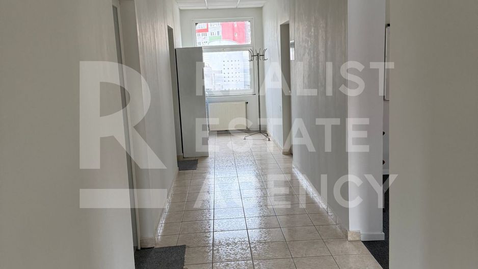 Închiriere clădire în centrul orașului Satu Mare, 632 mp - Poză 5