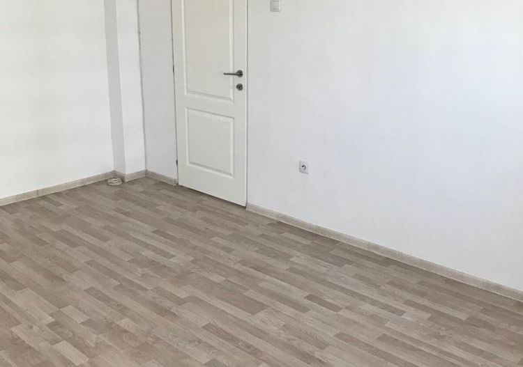 BRASADAS vinde garsoniera 30mp etaj 4/4 pe Careiului - Poză 1