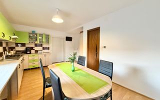 Duplex cu 4 camere si 2 bai complet mobilat si utilat in Giroc langa Zone 2. - Poză 7