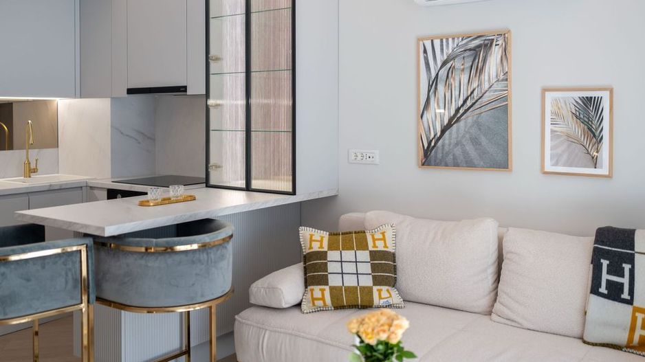 Inchiriere apartament 2 camere lux || Cortina North  || Parcare  || Video - Poză 2