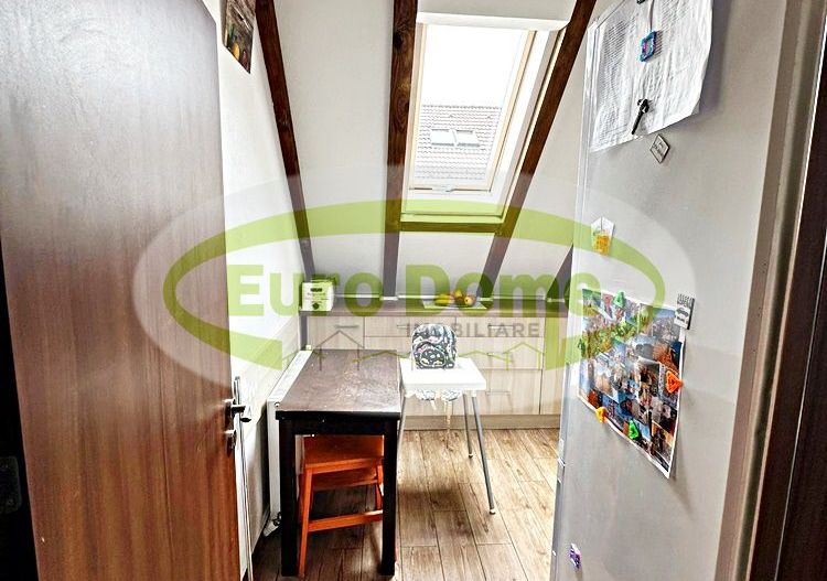 Apartament cu 3 camere 84mp utili in bloc vila -Tractoru - Poză 13