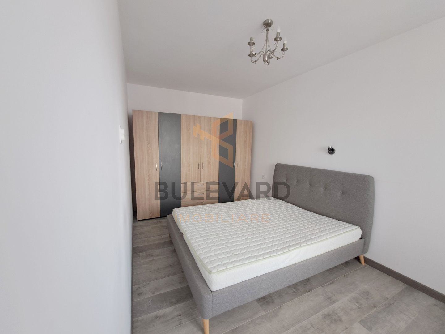 Apartament 2 camere cu parcare, zona Metro! - Poză 3
