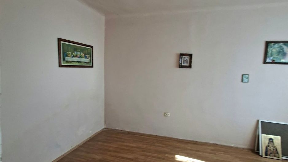 Apartament 2 camere la casa in imobil cu 2 apartamente - Poză 15