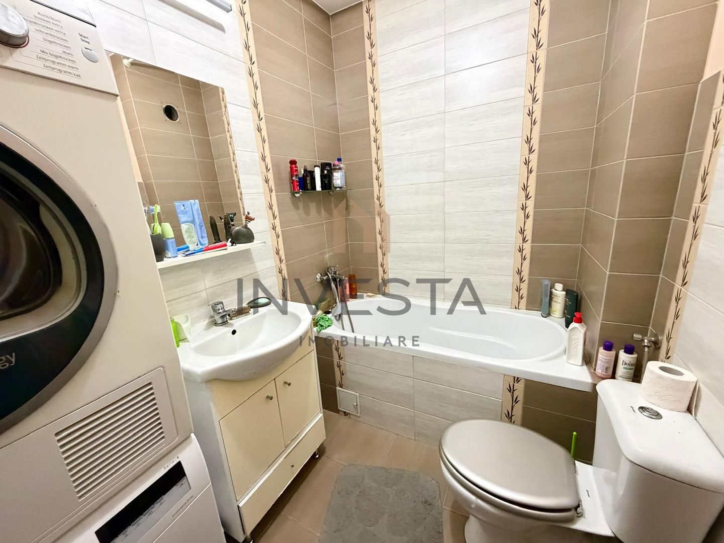 De vanzare apartament cu 2 camere pe strada Mos Ion Roata ! - Poză 6