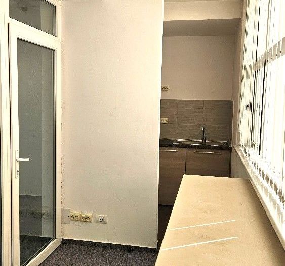 Spatii Birouri Cladire Noua - Poză 10