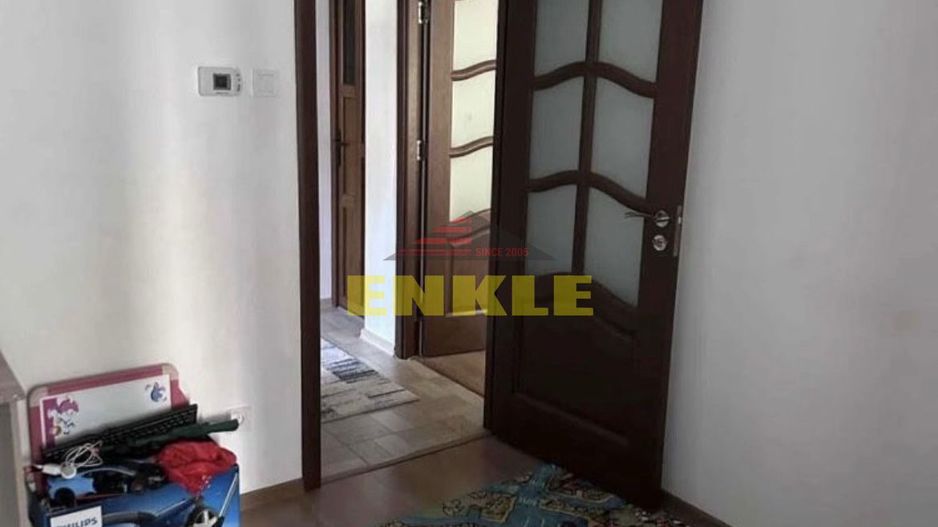 De vanzare apartament cu 2 camere, zona Scolii 7. - Poză 4