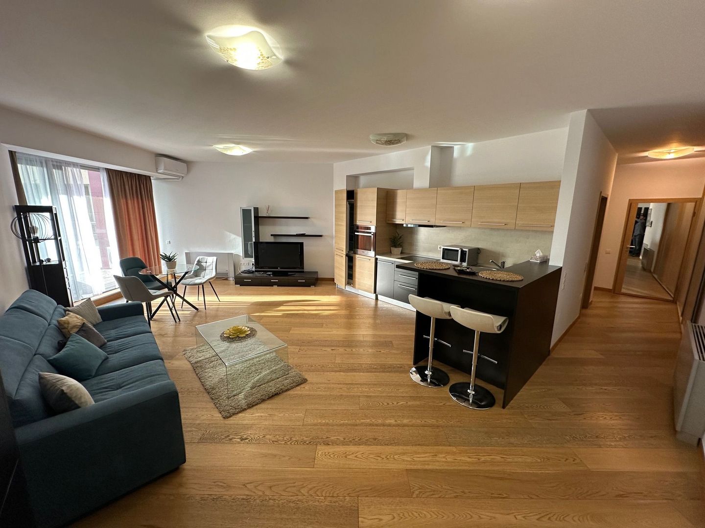 Apartament 2 camere loc de parcare în subteran - Poză 2