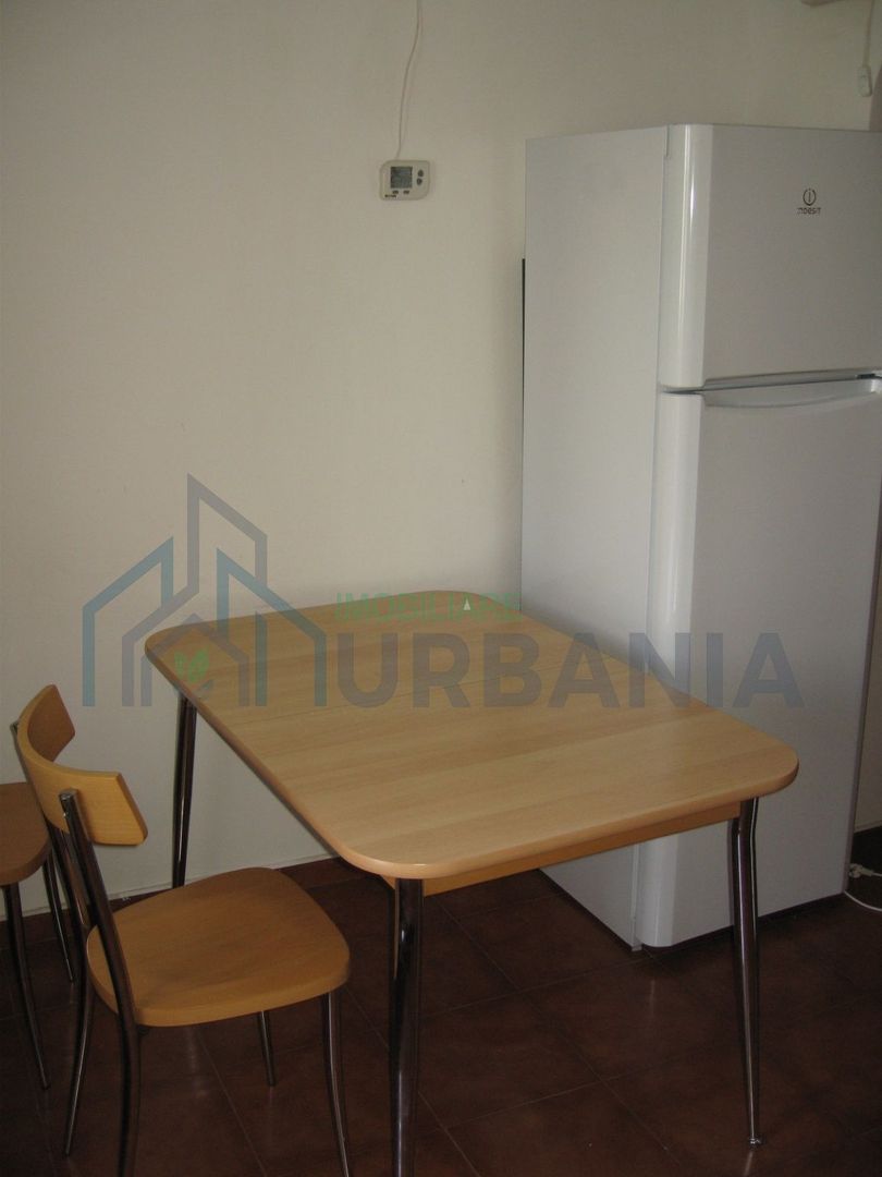 Cameră de închiriat în apartament 3 camere, zona Nicolina 2, prima stație Podu Roș, Iași - Poză 3