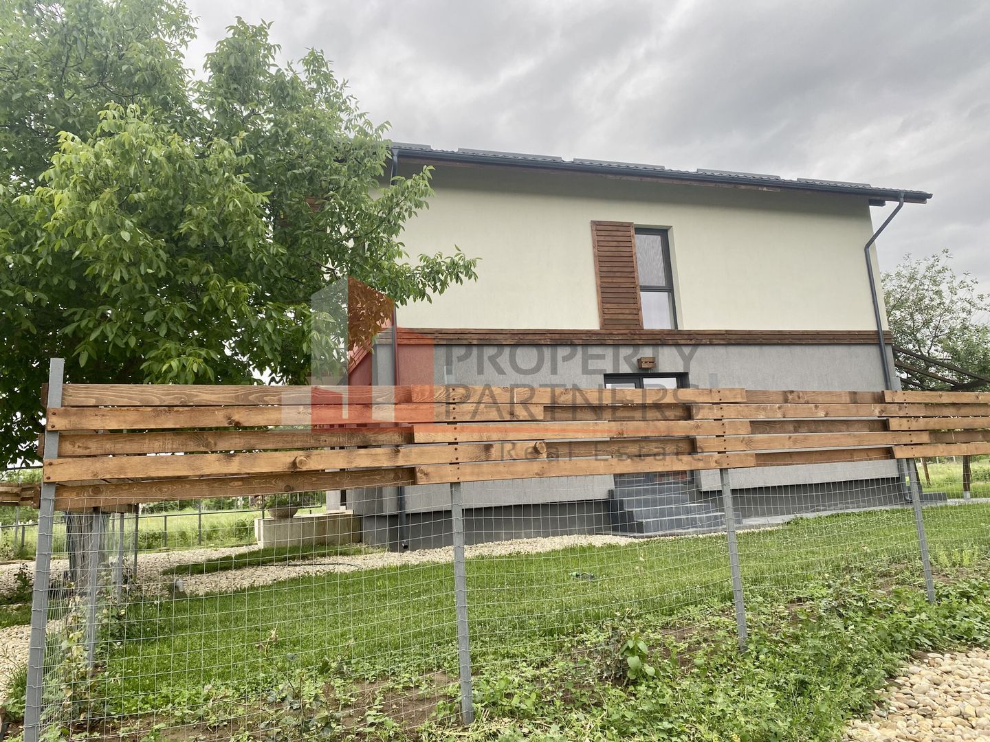 Casa cocheta langa padure - Gulia, DB. - Poză 4