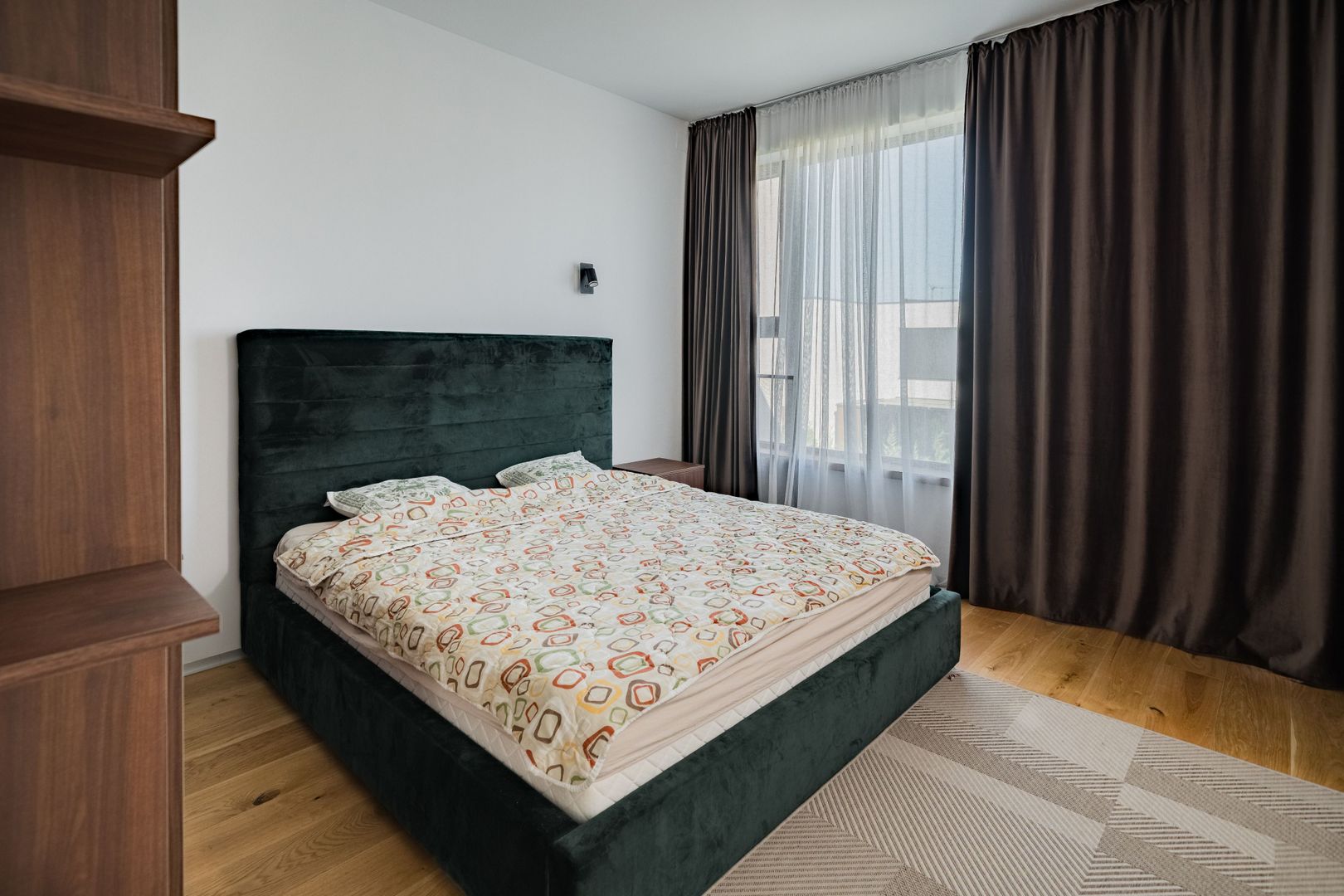 Vila cu 4 camere mobilata complet in Amber Forest - Poză 20