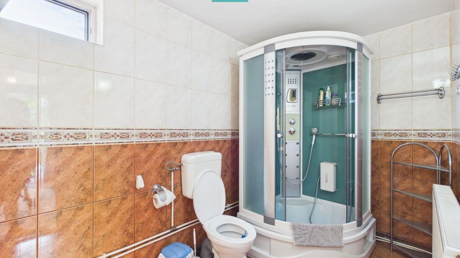 Clădire 446 mp | Teren 1.579 mp Nojorid - Poză 24