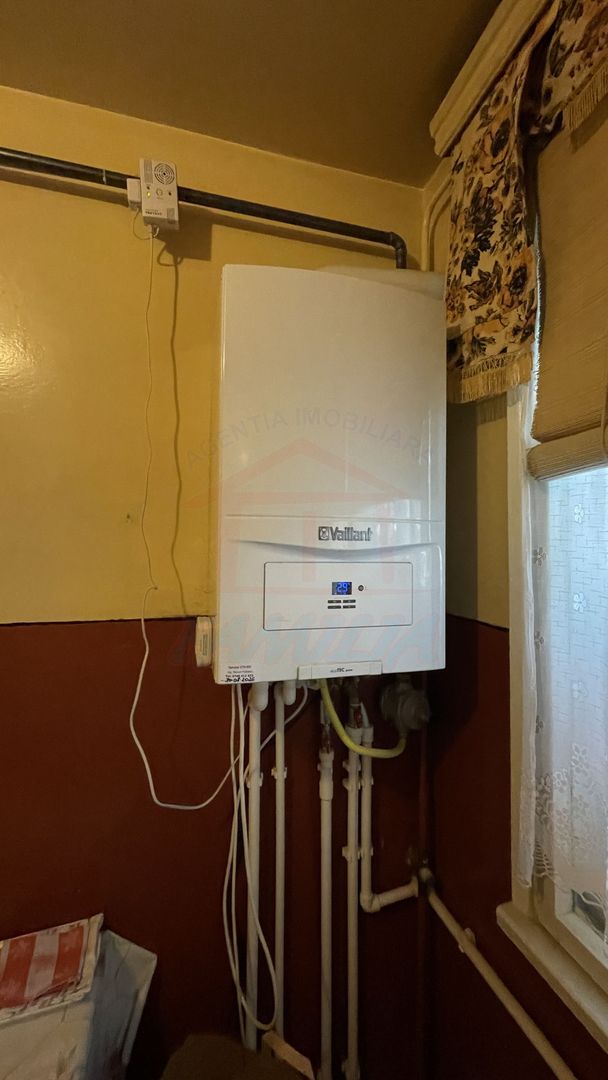 De vanzare apartament cu 3 camere semi. in Galati, Centru, etaj 4 - Poză 4