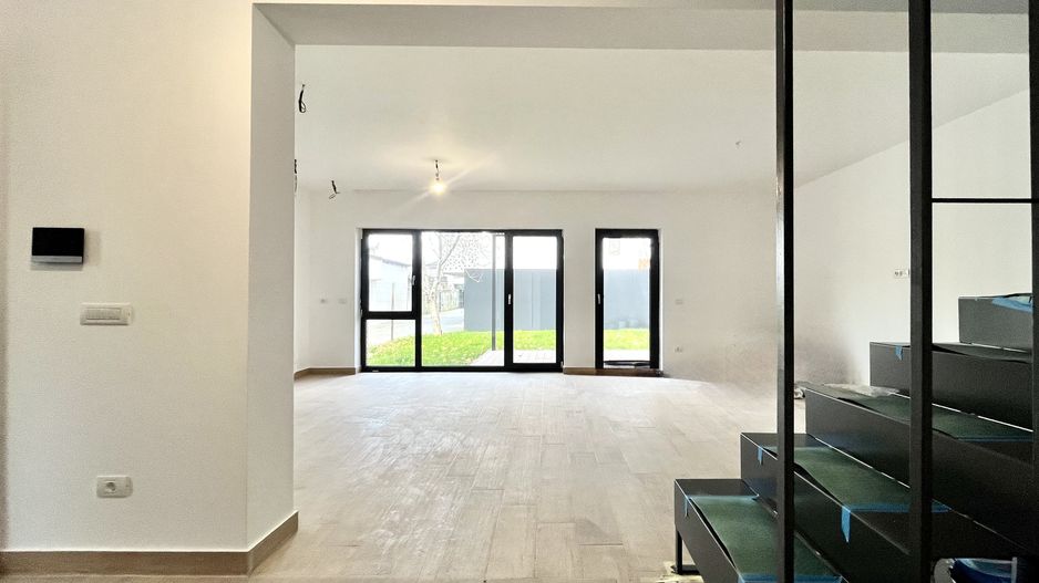 Casa individuala - 149 mp util - terasa rooftop cu jacuzzi de 32 mp - Poză 7