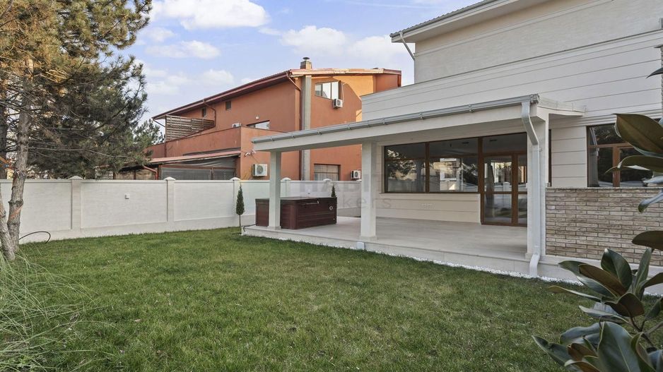 Vilă de lux  | Pipera – 7 camere, 5 băi, 4 terase | 1.500.000 EUR - Poză 4