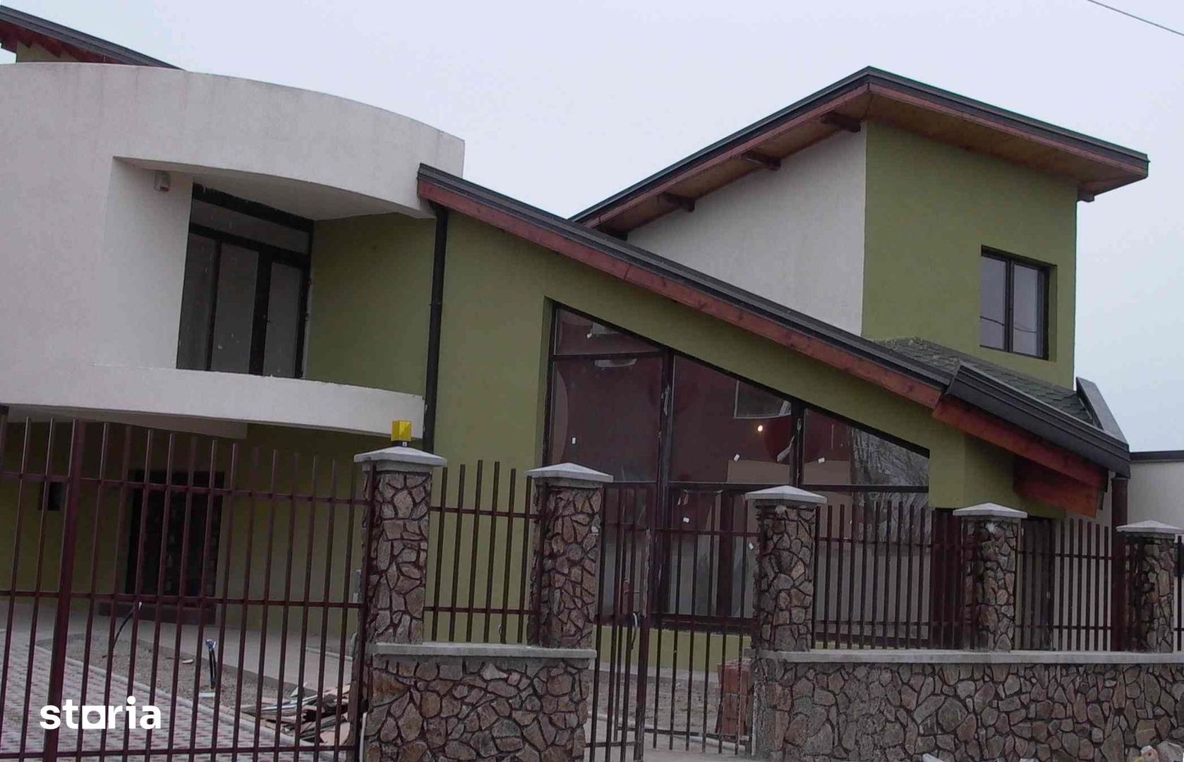 Vand casa 330 mp utili in zona planetelor Giroc, D+P+ E + pod - Poză 15