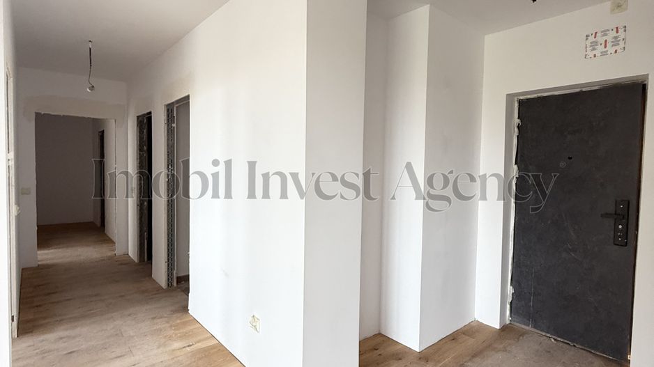 Apartament 3 camere de vanzare Pipera in bloc cu vedere la lac - Poză 6