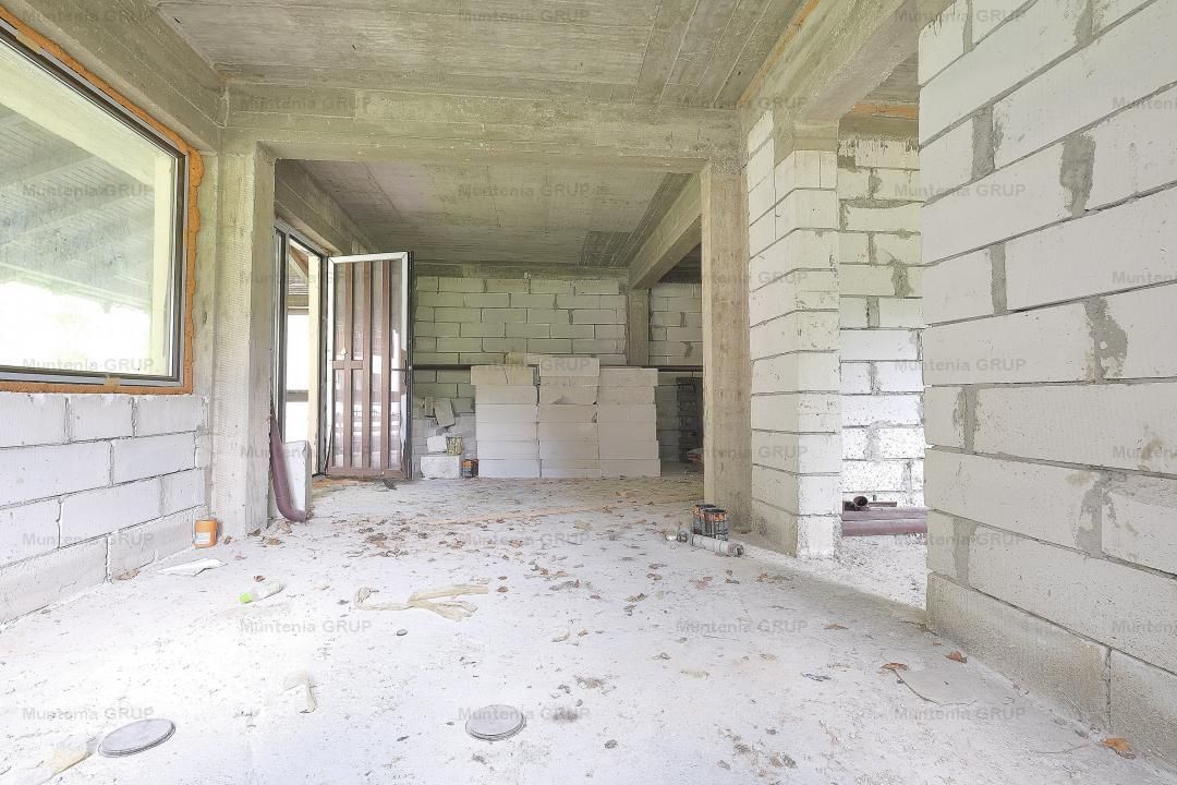 CHEIA - Valea Popii, vanzare vila S+P+E+M exceptionala, posibil si in rate - Poză 9