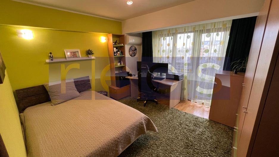 VANZARE 3 CAMERE | DECOMANDAT | EROII REVOLUTIEI - Poză 4