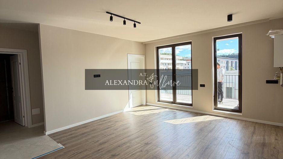 Apartament 2 camere, terasa, etaj intermediar, garaj, Eroilor - Poză 1