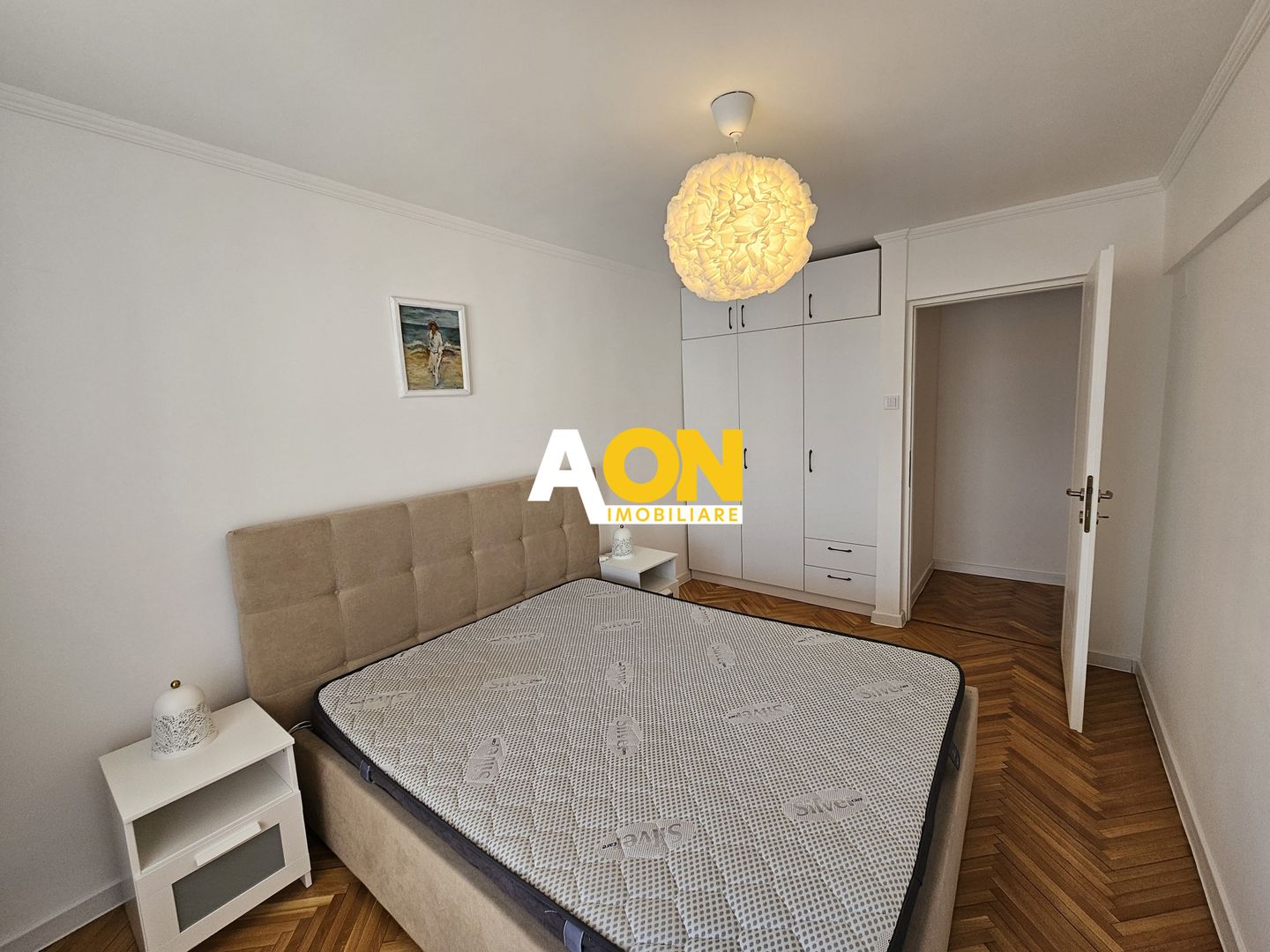 Apartament cu 2 Camere, Etaj Intermediar, Zonă Ultracentrală - Poză 8